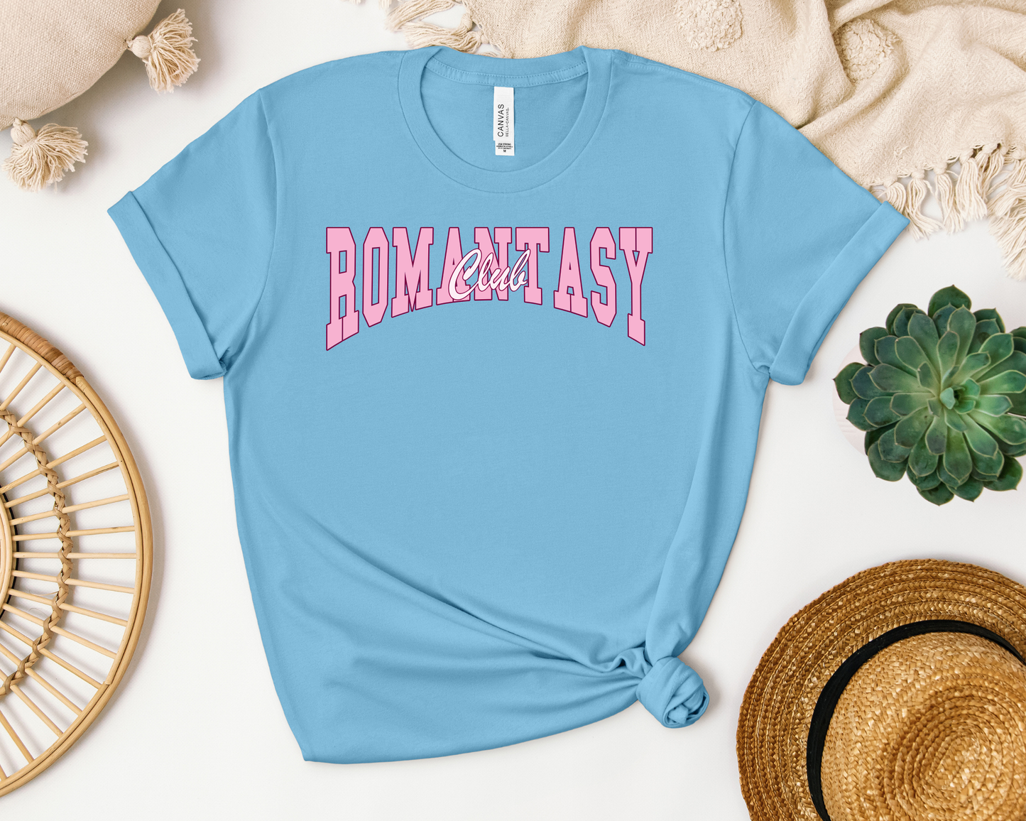 Romantasy Club T-shirt - Thespicyromancebookclub LLC