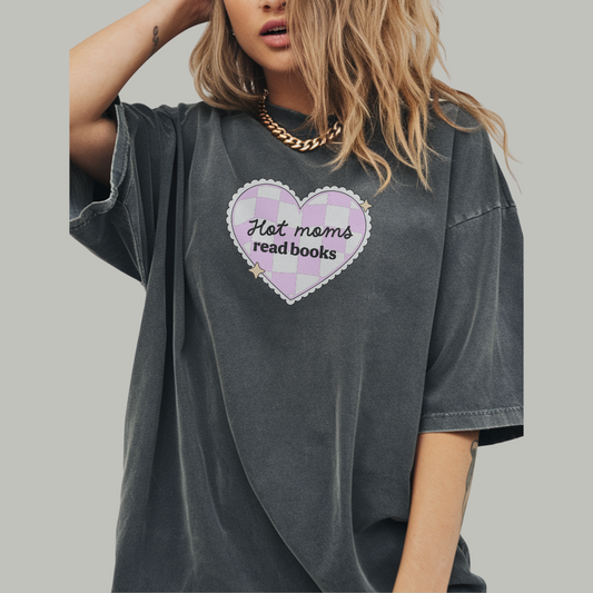 Hot Moms Read Books Comfort Colors T-shirt - Thespicyromancebookclub LLC