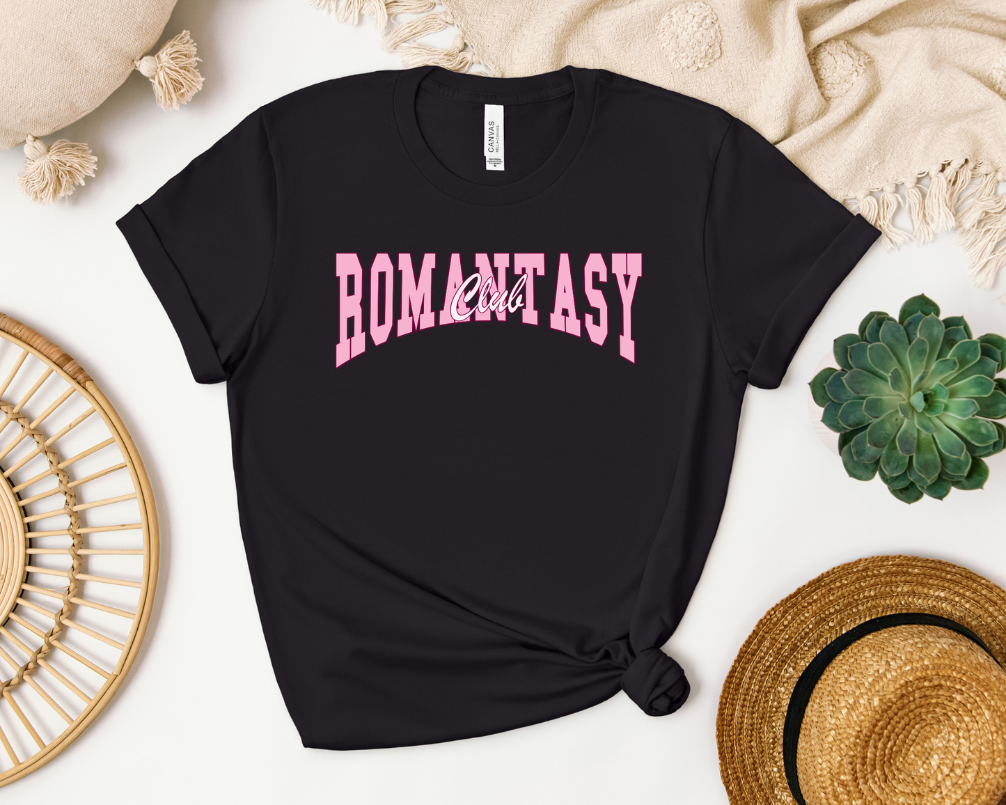 Romantasy Club T-shirt - Thespicyromancebookclub LLC