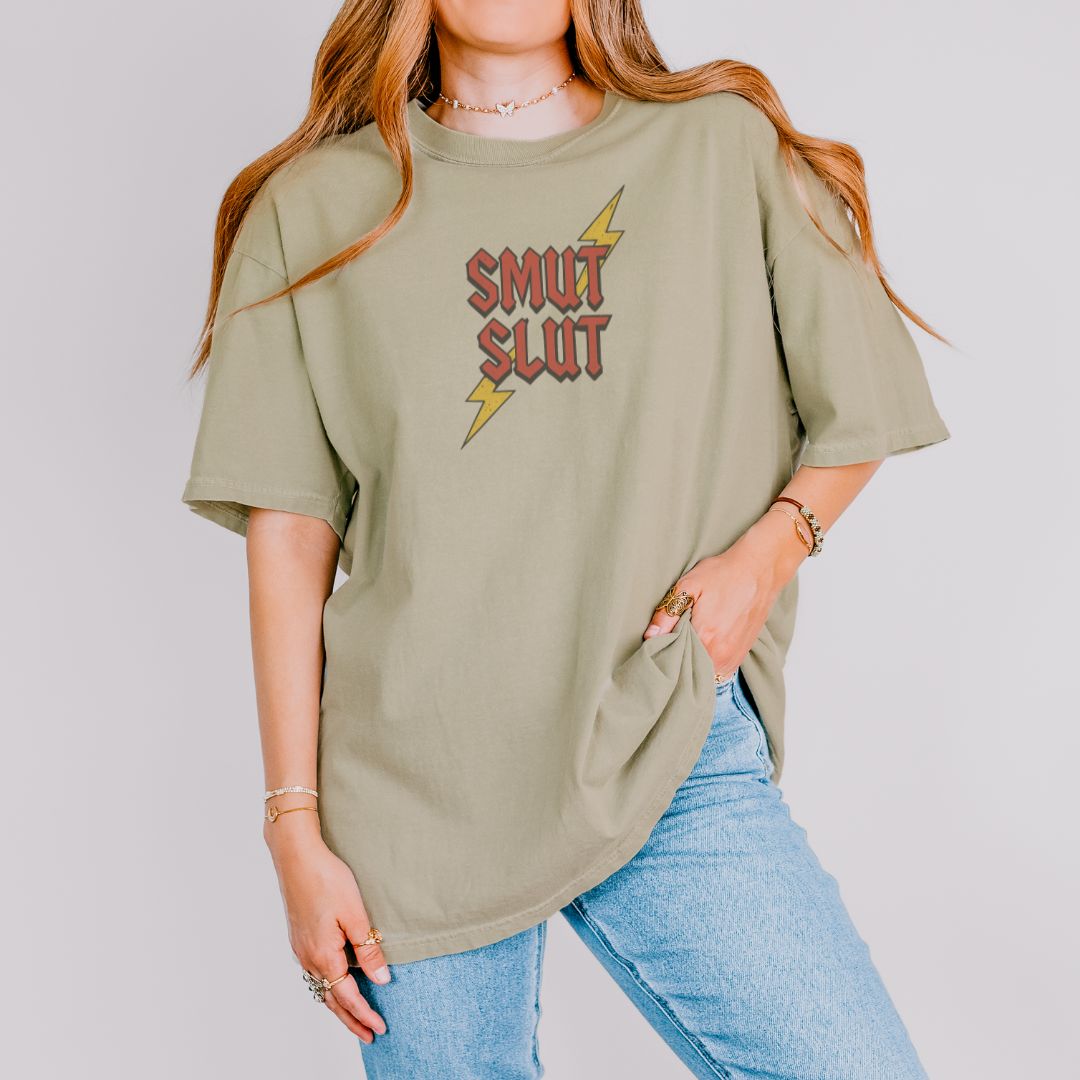 Smut Slut Lightning Comfort colors T-shirt - Thespicyromancebookclub LLC