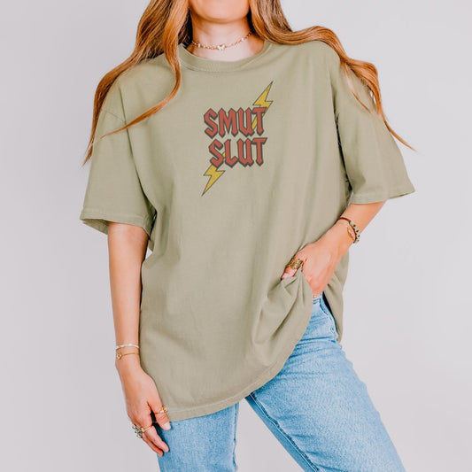 Smut Slut Lightning Comfort colors T-shirt - Thespicyromancebookclub LLC