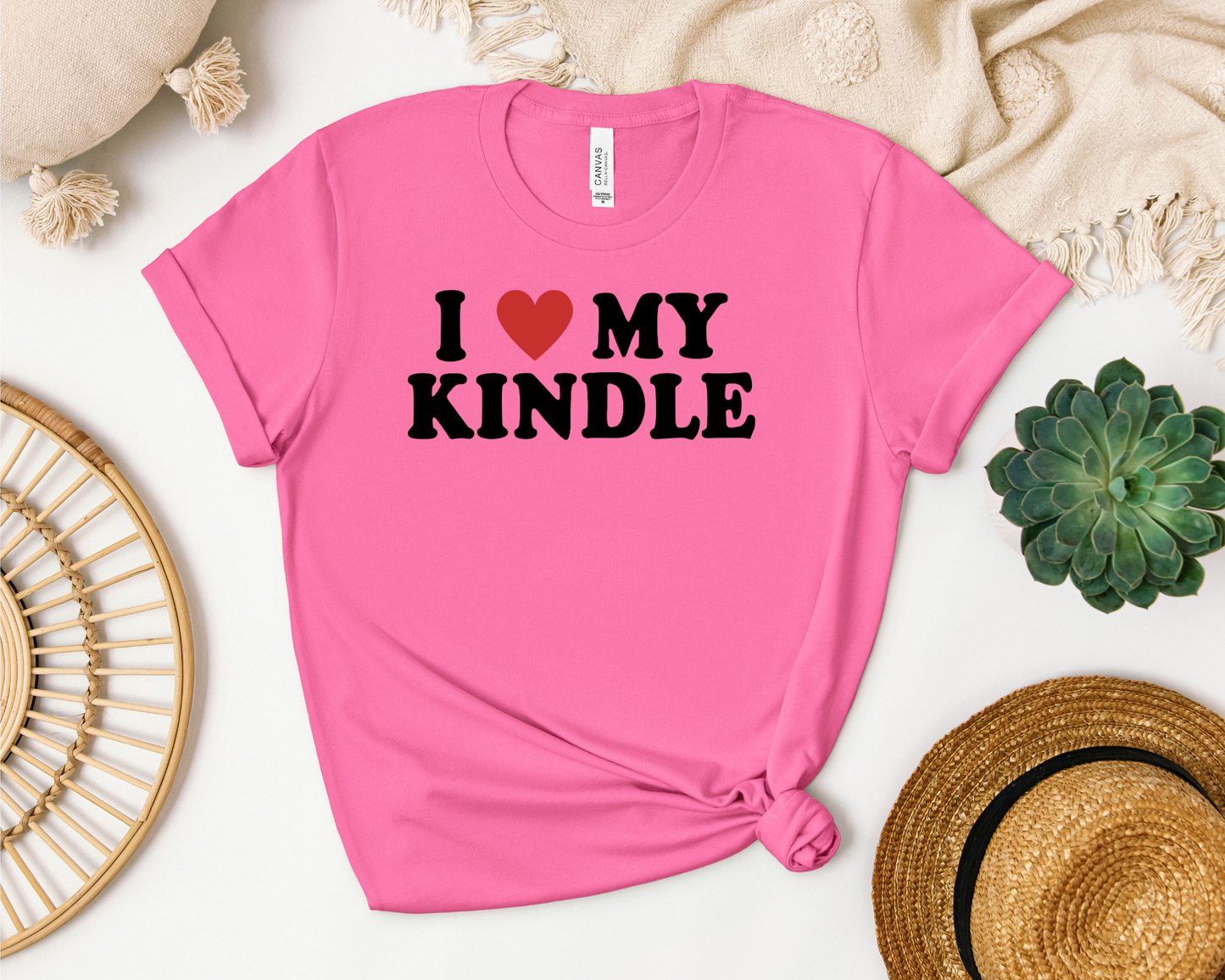 I Heart My Kindle T-Shirt - Thespicyromancebookclub LLC