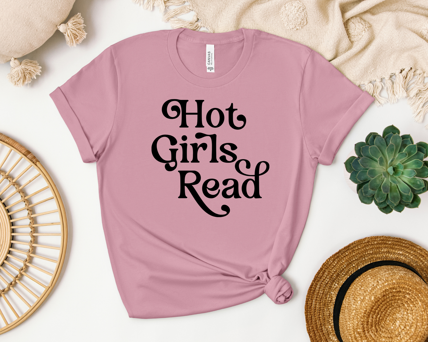 Hot Girls Read T-shirt - Thespicyromancebookclub LLC