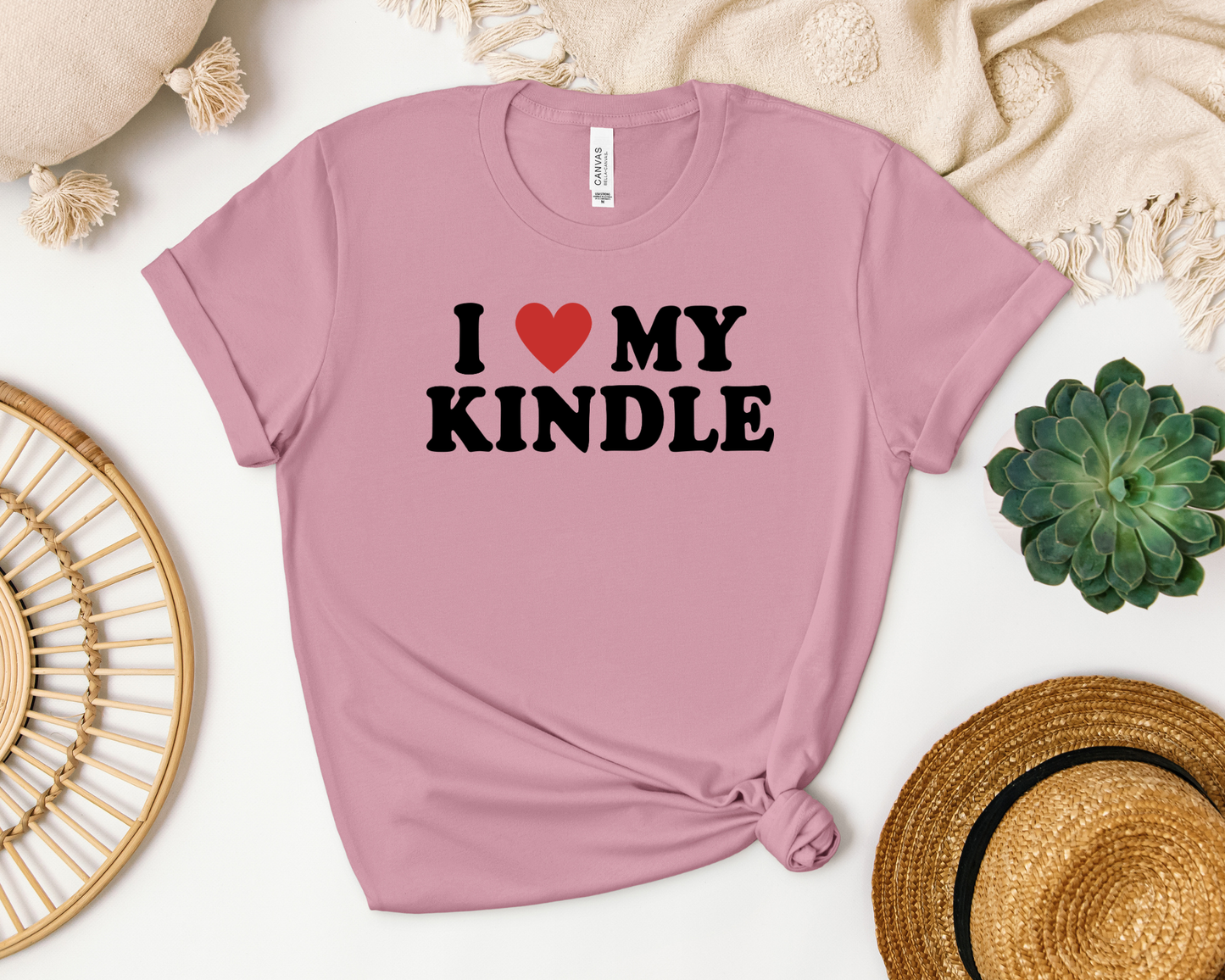 I Heart My Kindle T-Shirt - Thespicyromancebookclub LLC