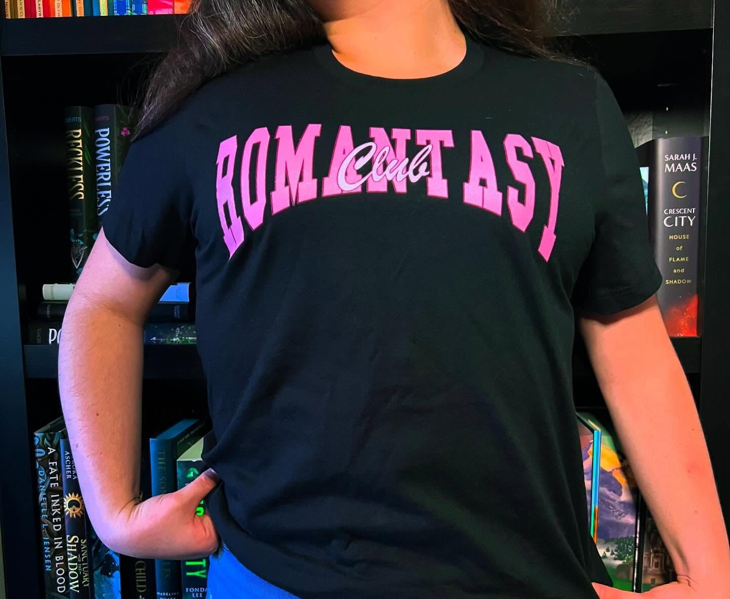Romantasy Club T-shirt - Thespicyromancebookclub LLC
