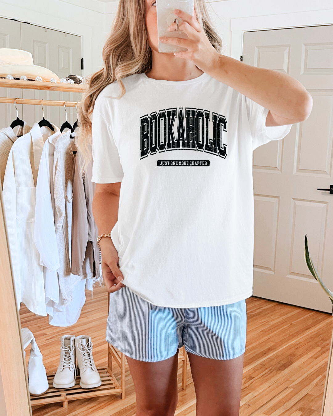 Bookaholic Comfort Colors T-Shirt